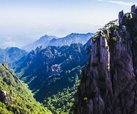 中国最美十大名山叫什么？分别在什么省份？