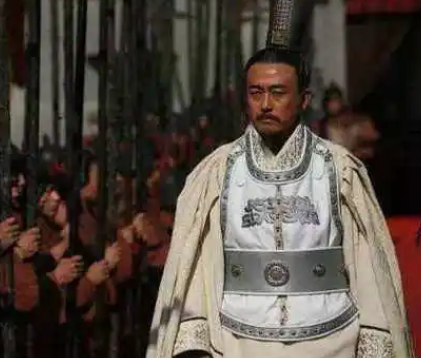 为什么商鞅被处死？当时历史背景是什么样的？