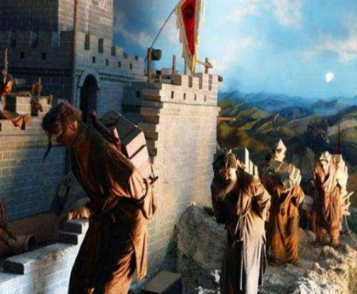 有多少人因为修筑万里长城而死？死亡人数是多少？
