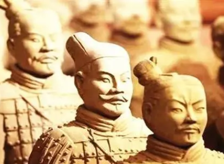  兵马俑是什么样的？是活人做的吗？