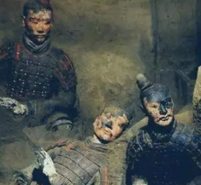  三个最诡异的兵马俑是什么样的？发生了什么？