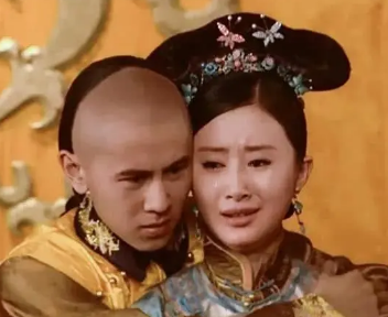 顺治为什么那么爱董鄂妃？他们的感情有多好？