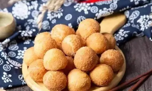 中国元宵节有什么习俗？必吃的食物是什么？