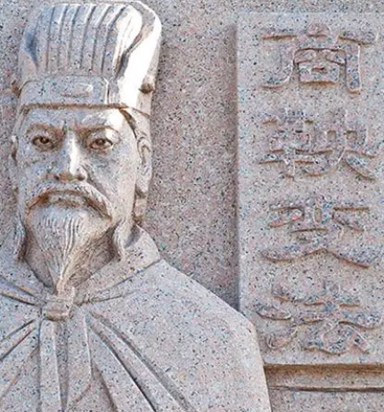 商鞅变法中父子兄弟为什么要分开住？这么做有什么好处存在？