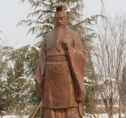 长平之战之后范雎要阻止白起灭赵的原因是什么?为什么这么做？