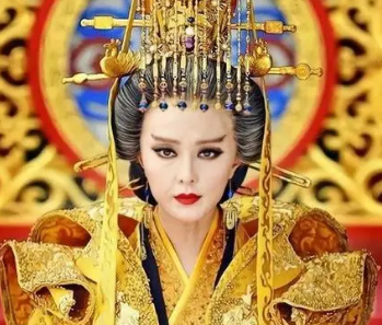 中国第一个女皇帝叫什么？她有哪些功绩？