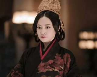 秦始皇有几个女儿？她们分别叫什么名字？