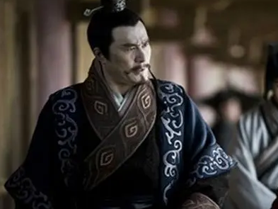 秦朝为什么很少出现昏君？选拔制度是什么样的？