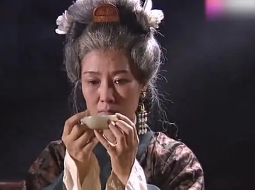 何进为什么敢杀董太后？背后有着什么原因？