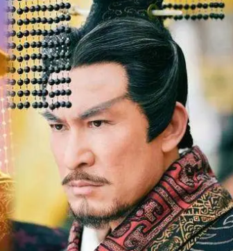 秦末天下大乱之际很少有军队勤王，是什么原因造成的？