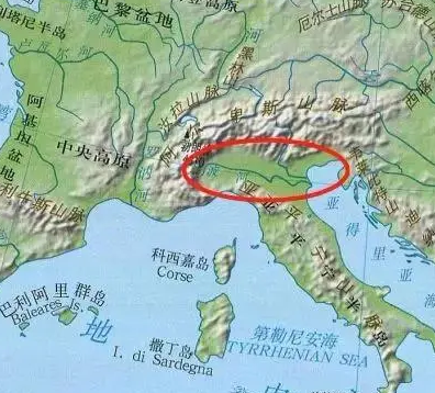 伊苏斯平原：历史与地理的交汇点