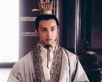 李忠是什么身份？他为什么没能当上皇帝？