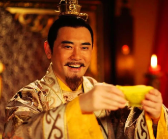 武则天去世后，李显为什么力排众议将她与李治合葬?