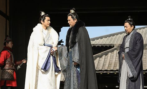 五侯宴：权谋与情感的交织