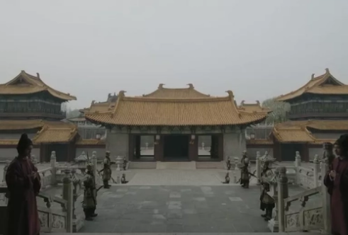 赵匡胤不传位给儿子，而选择赵光义继位，有什么考虑?