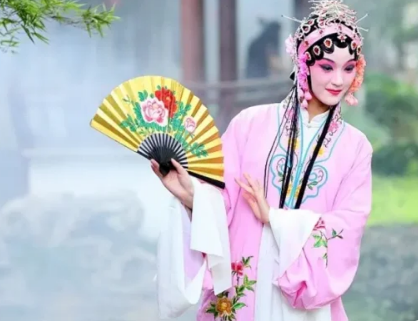 游园汤显祖：诗歌的韵味与人生哲理