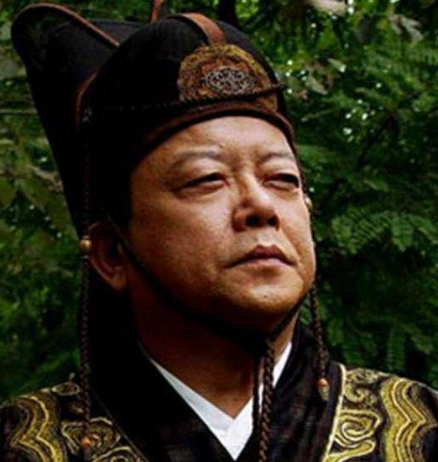 王承恩与魏忠贤：两位明朝权臣的差异解析