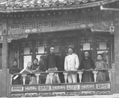 庄士敦与溥仪的离别：一场历史的抉择