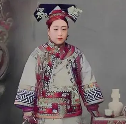 敬懿皇贵妃带走的文物，那些消失的历史记忆