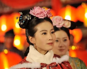 马尔泰若曦是什么结局？她死了吗？