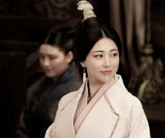 历史视角下的两位女性：芈月与赵姬的出轨事件