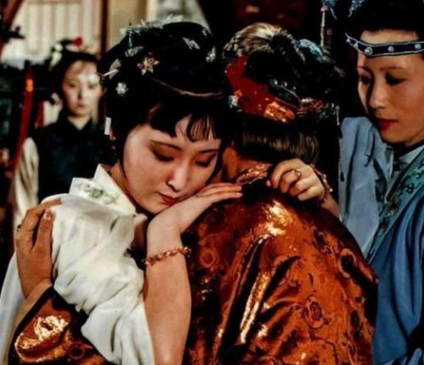 甄士隐与贾宝玉：一段跨越时空的情缘