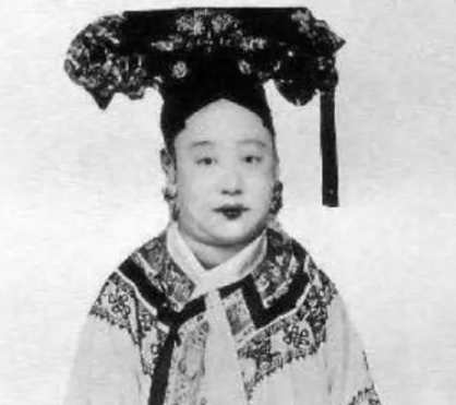瑾妃之谜：她不救珍妃的真相是什么？