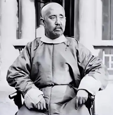 僧格林沁与恭亲王：两位清朝权贵的事迹比较
