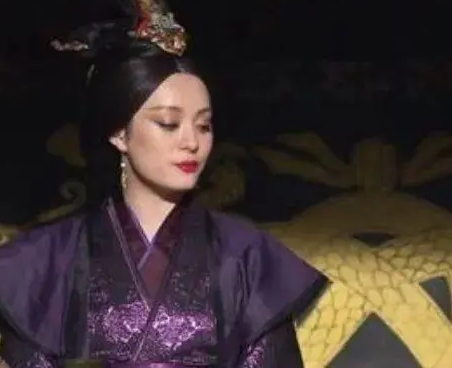 揭秘历史之谜：芈月与嬴政的微妙关系