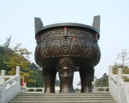 同样是举鼎，项羽成就千古佳话而秦武王沦为笑柄，真相是什么?