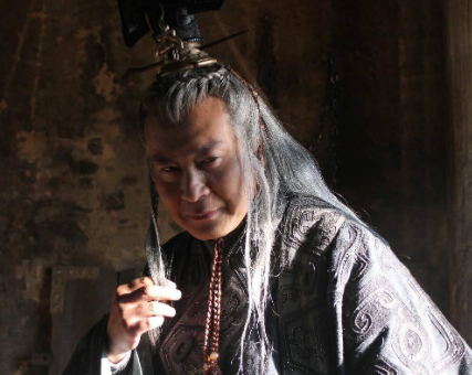 李斯之败：权臣的陨落与宦官的崛起