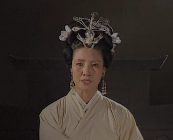 What is the relationship between Empress Dowager Dong and Dong Zhuo? How are they connected?