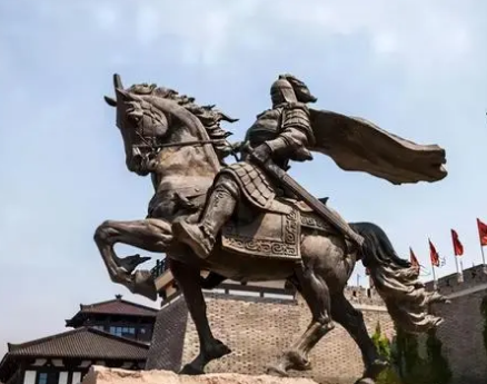 项羽：战无不胜的战神，最后会失去江山的真相是什么?
