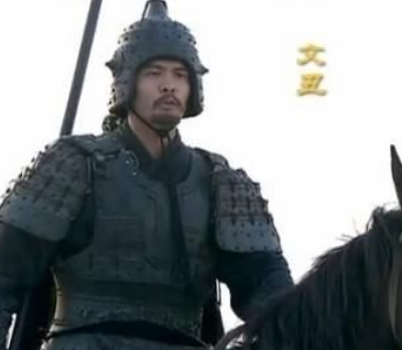 文丑在哪里出生？他的家世背景如何？