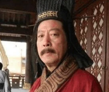 曹腾：身份之谜与收养曹嵩的深层原因