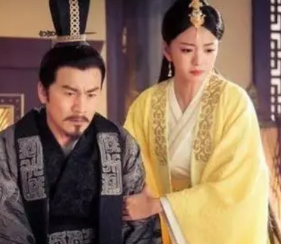 独孤信的妻妾之谜，他到底有多少个老婆？