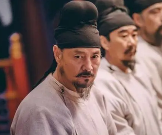 李林甫的家世背景是怎样的？他和李承乾是何关系？