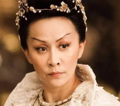 武则天死后，武三思如何权倾朝野?
