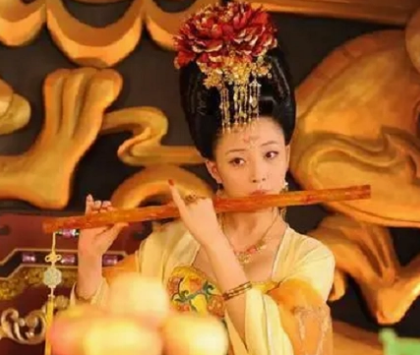 李瑁的牺牲：将杨玉环让给李隆基是为什么？