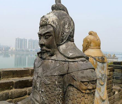 秦桧的曾孙秦钜是如何抗金的？他是个怎样的人？