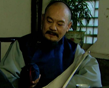 李绂活了多少年？他何时去世？