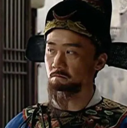 海瑞与张居正：历史长河中的两位伟人，谁的贡献更大？