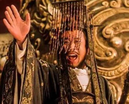 秦始皇：中国历史上的第一位皇帝，有什么影响存在？
