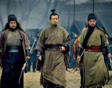 刘备早期投靠过哪些势力？他有哪些表现？