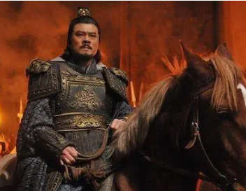袁绍麾下的四大猛将：两人死在战场上，两人却投靠曹操
