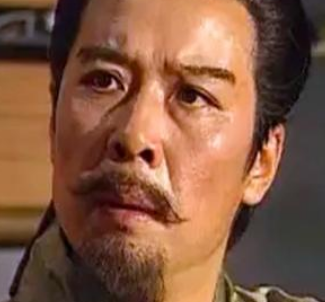 刘备到底是中山靖王的后裔还是自我塑造的英雄?真相是什么？