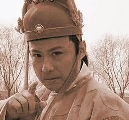 盘点拉赞助的皇帝们，皇帝也缺钱吗？