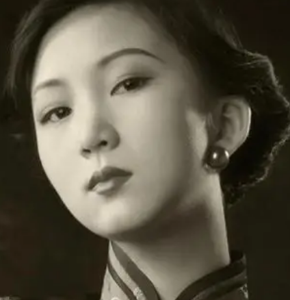 李鸿章独女李菊藕：一位才情出众的女性与她的丈夫