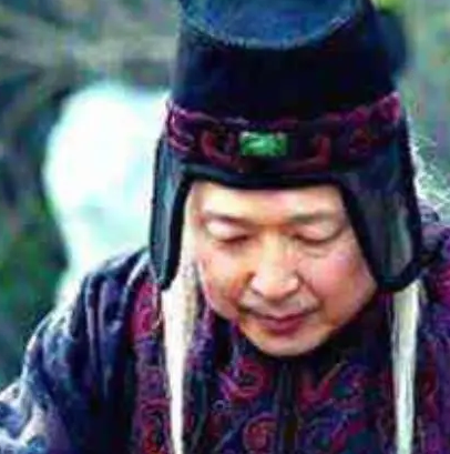 太监系列：不能和皇帝一起坐车，他很伤心