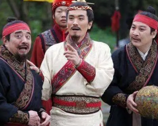 蹴鞠场上的奇迹：高俅的球技之路